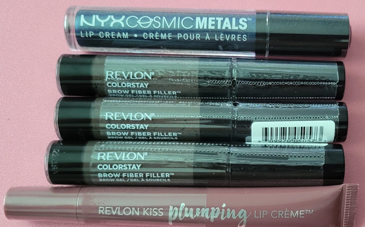 Lot de maquillage NYX et Revlon