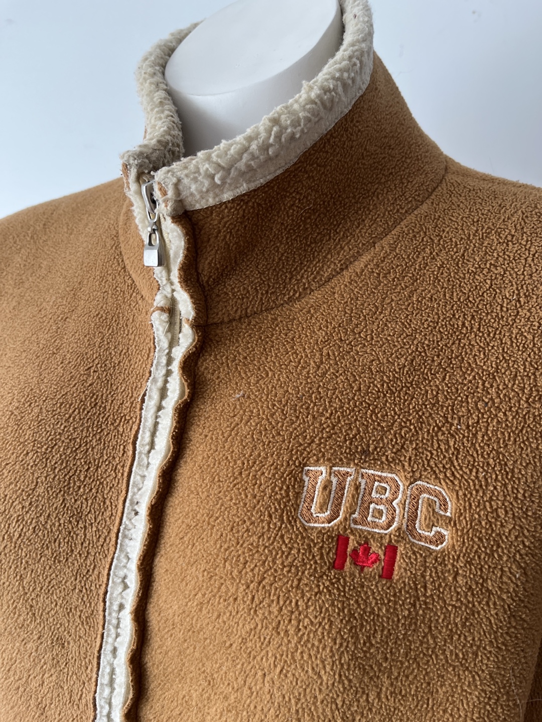 Vintage UBC Fleece Jacket - Size L/G - photo 2