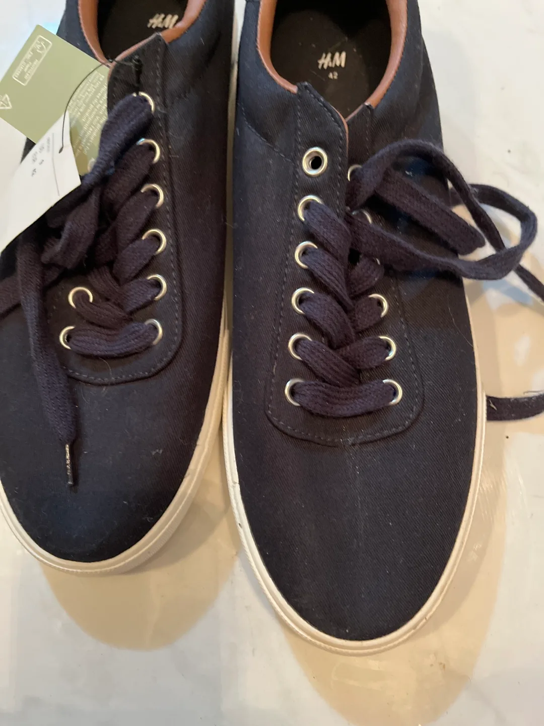 New H&M Black Canvas Sneakers - Size 9 image indicator(4)