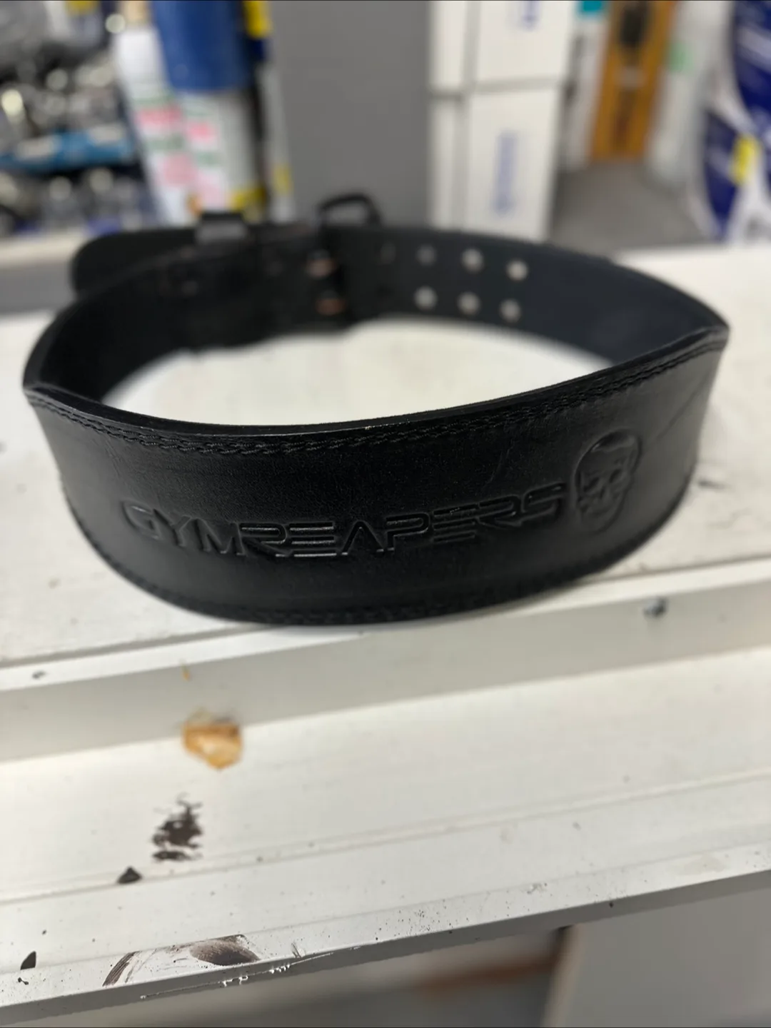 Gymreapers Black Leather Weightlifting Belt image indicator(2)