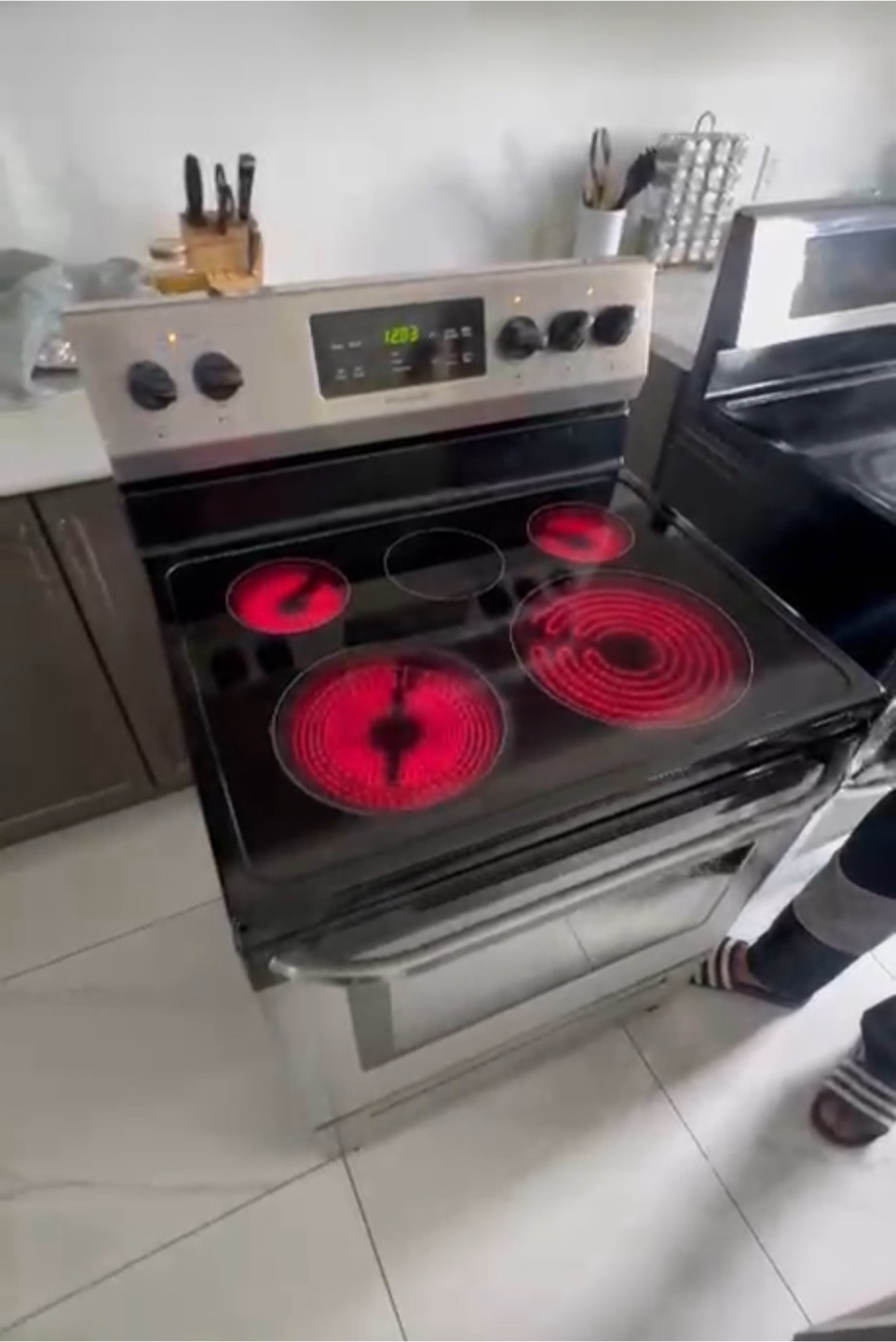 Frigidaire Stainless Steel Electric Range - photo 3