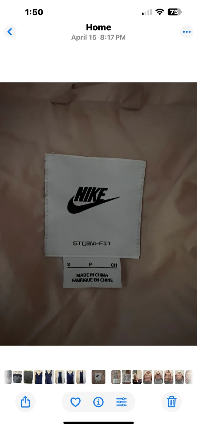Nike Puffer Jacket - Size M image indicator(10)
