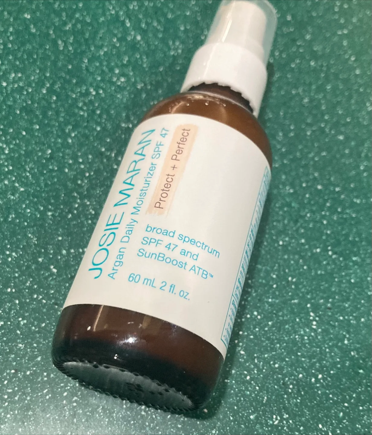 Josie Maran Argan Daily Moisturizer SPF 47 image indicator(2)
