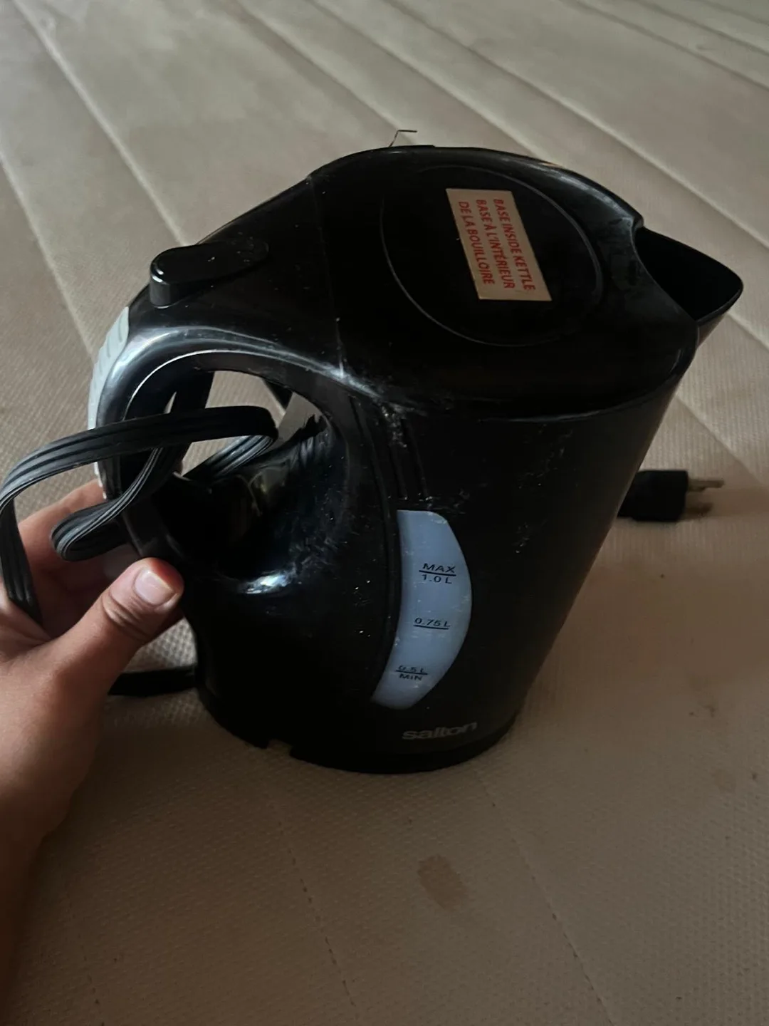 Salton 1L Electric Kettle - Black image indicator(2)