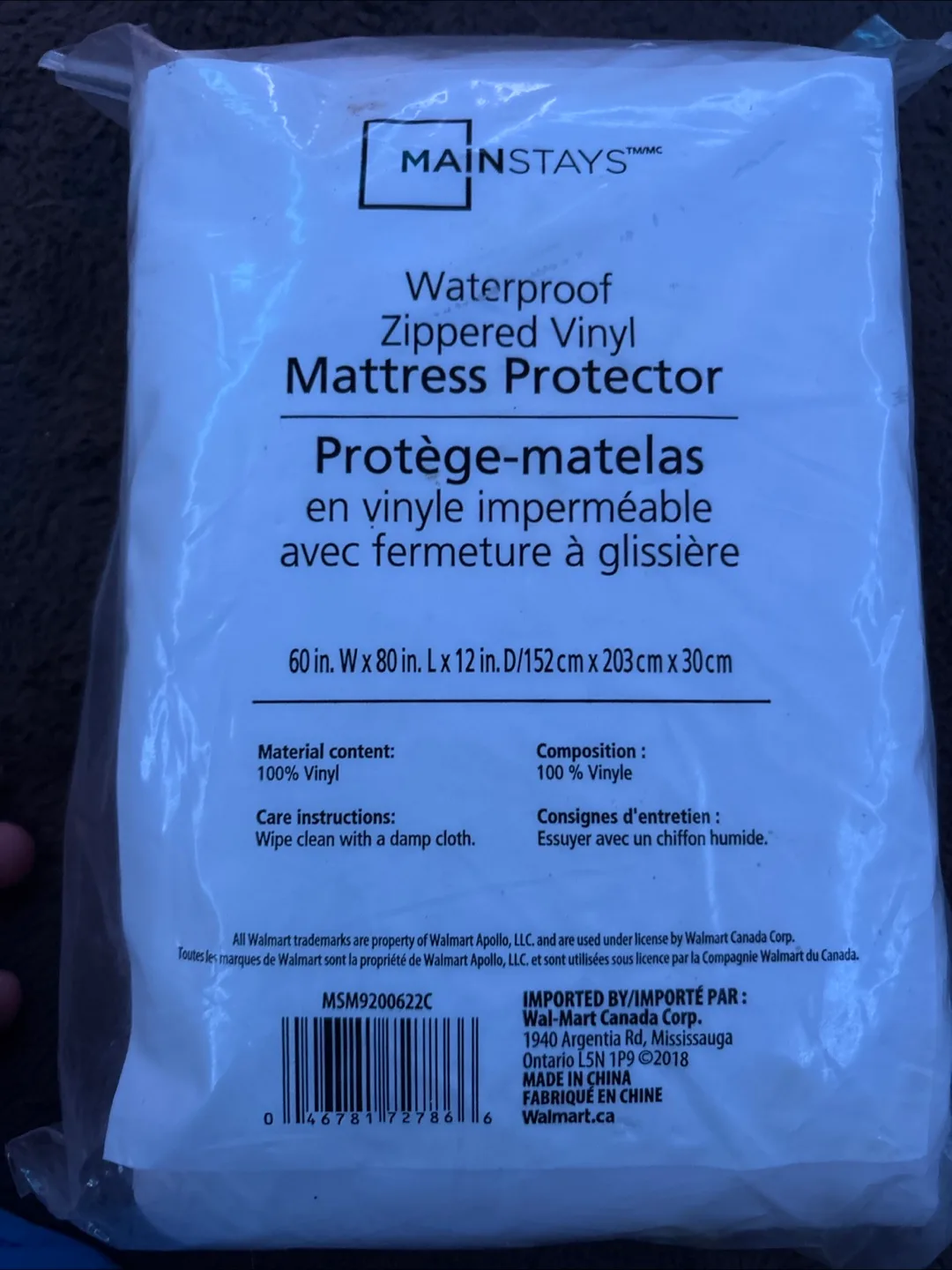 Mainstays Waterproof Vinyl Queen Mattress Protector - New image indicator(2)