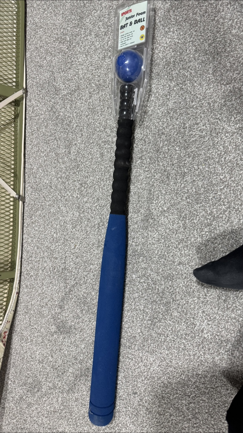 Sports Junior Foam Bat & Ball Set