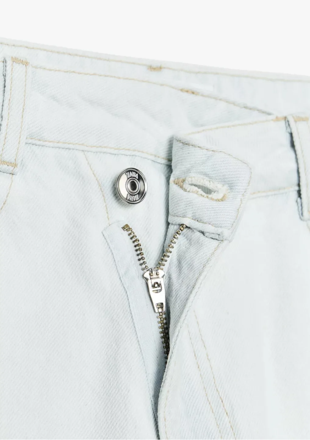 Zara Wide Leg crossover white Jeans image indicator(5)