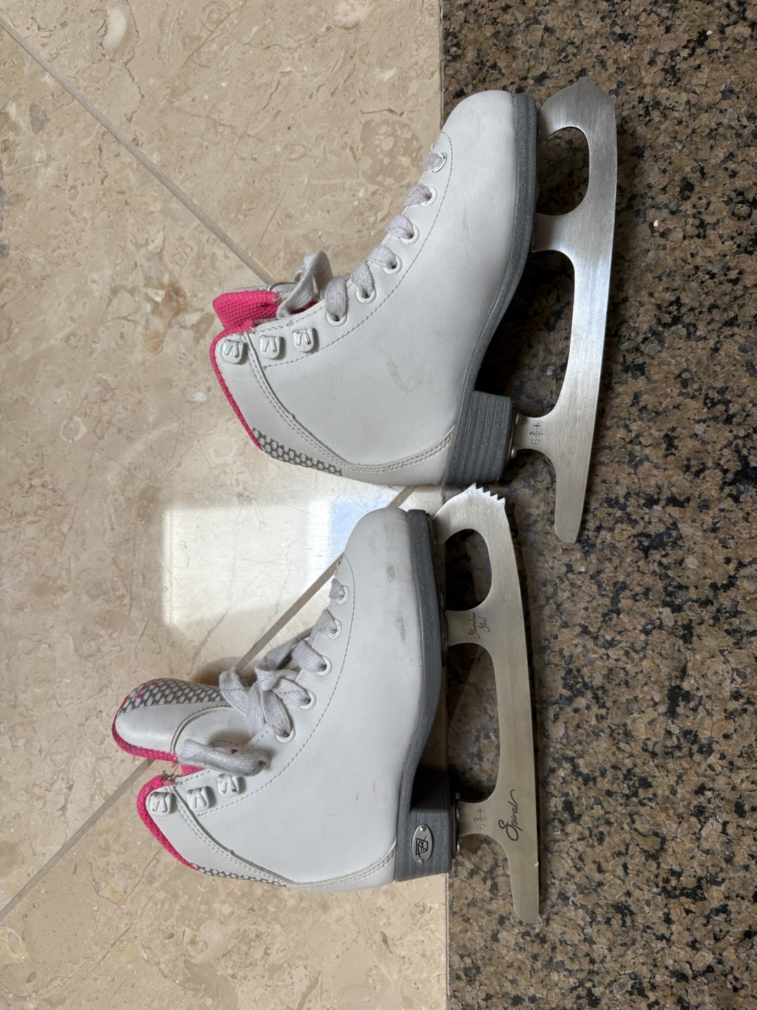 ✨ Riedell Skates for Sale – Only $15! ✨ - photo 4