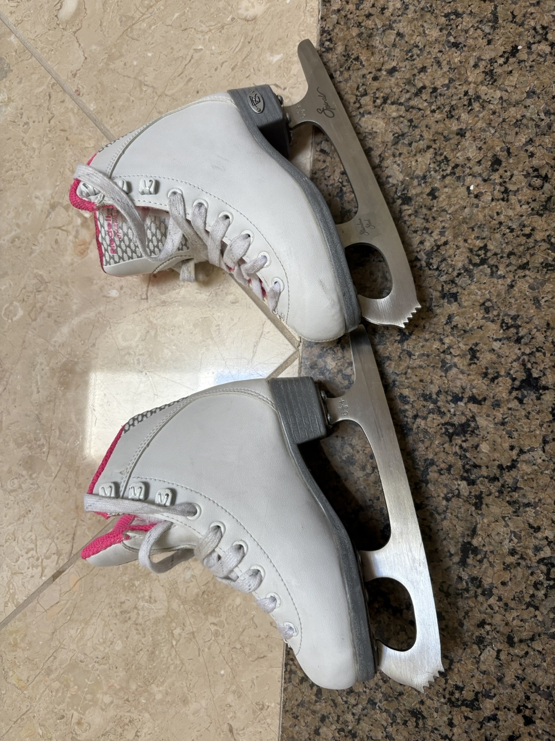 ✨ Riedell Skates for Sale – Only $15! ✨ - photo 3
