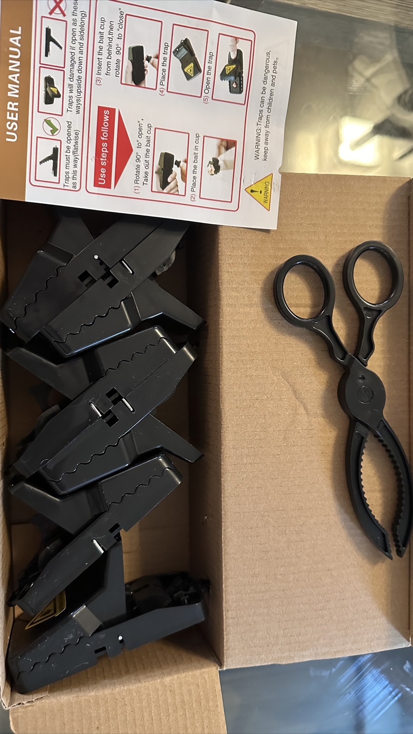 Mouse Traps - New in Box 6