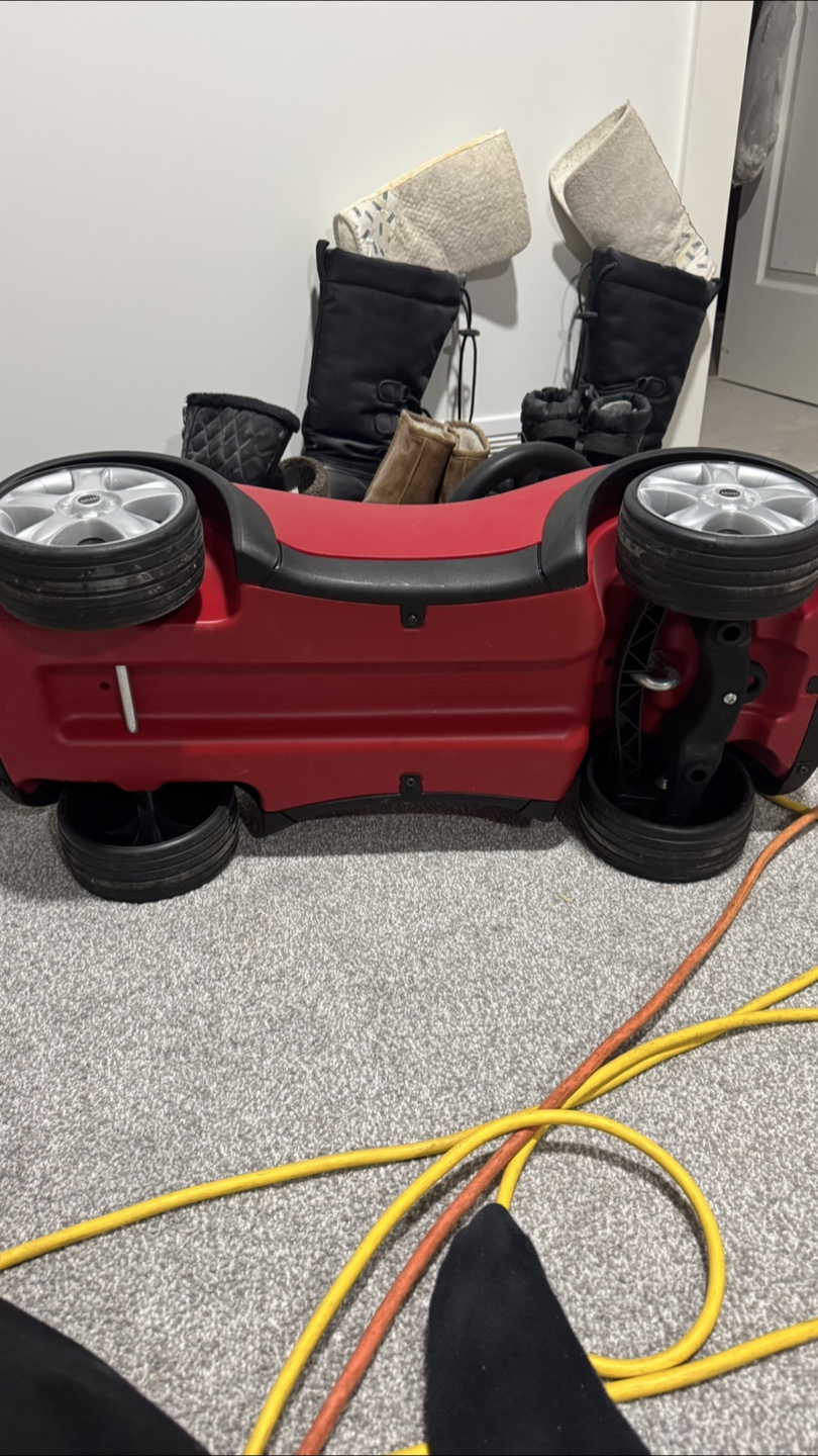 Mini Cooper Ride-On Car - Red - photo 3