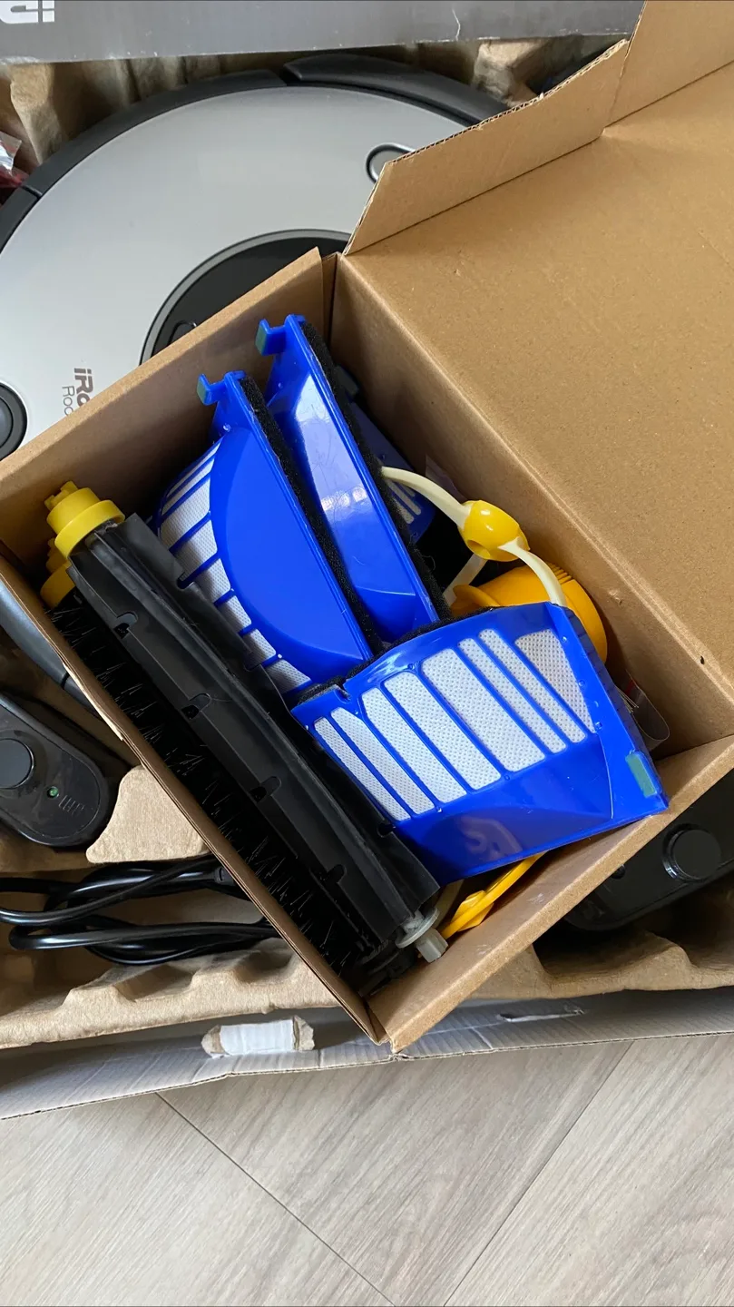 iRobot Roomba 655 Pet Series Vacuum Cleaning Robot image indicator(3)