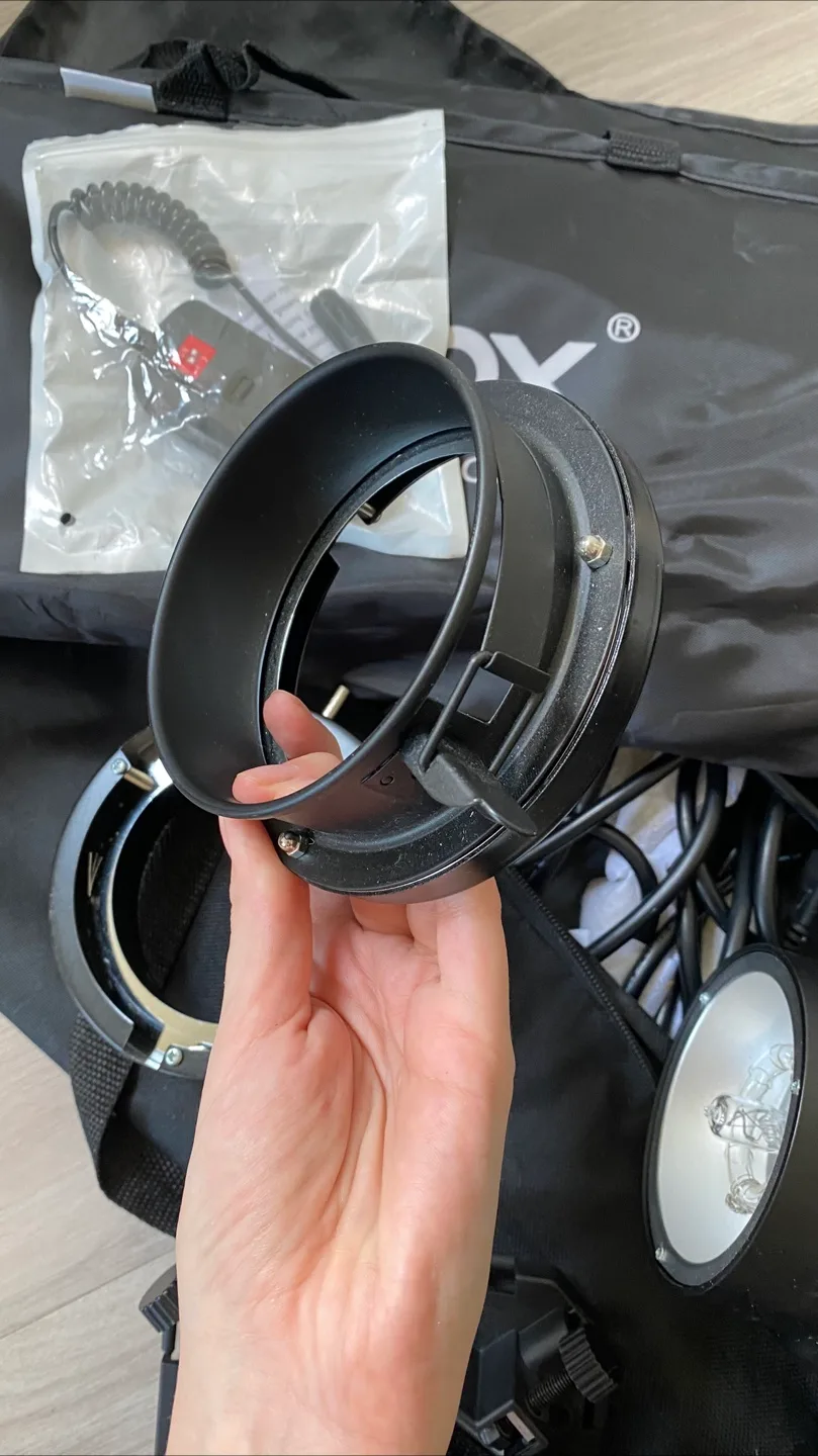 Godox Mini Pioneer 120 Studio Strobe Light image indicator(8)