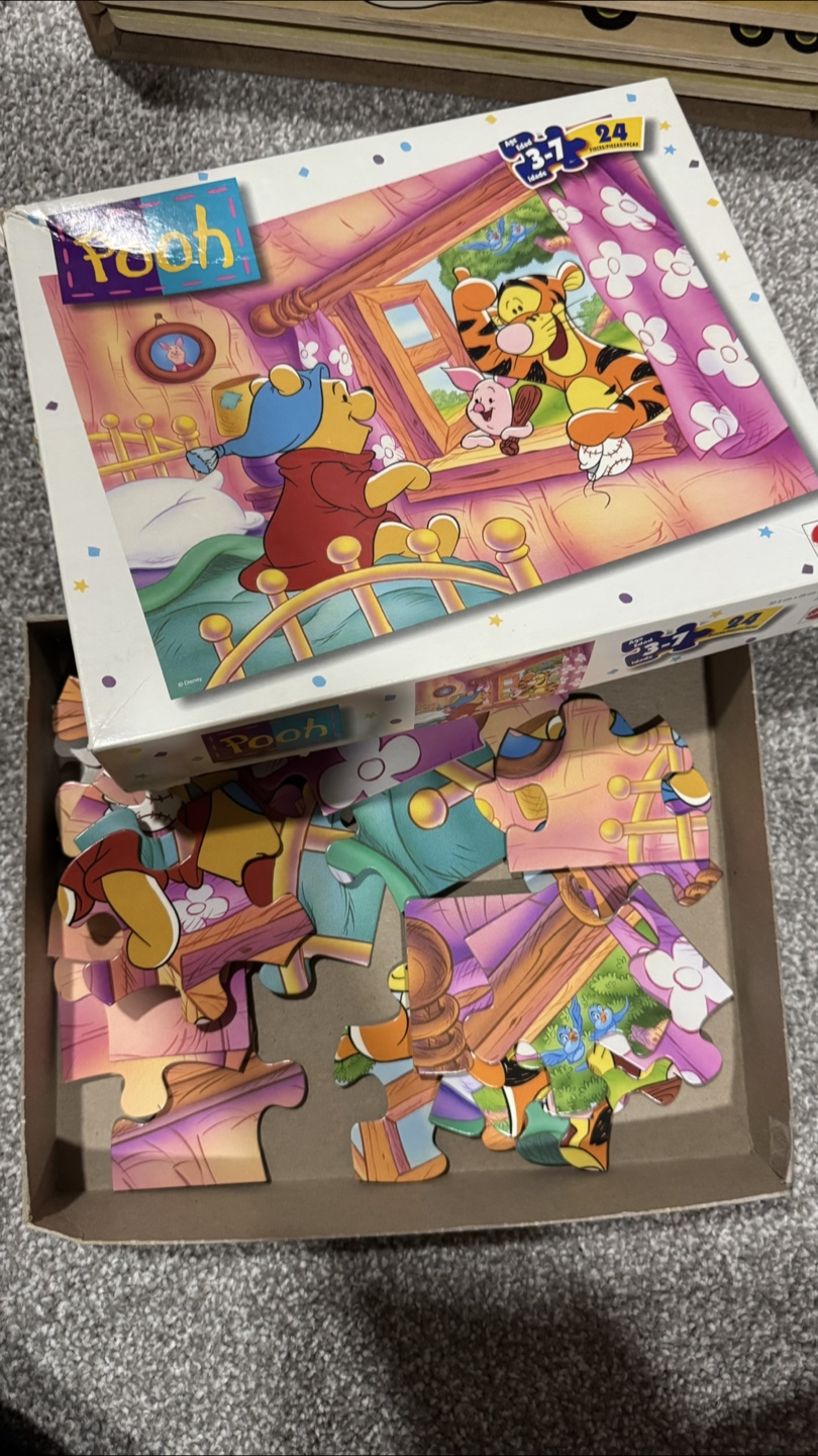 Winnie the Pooh 24-Piece Puzzle