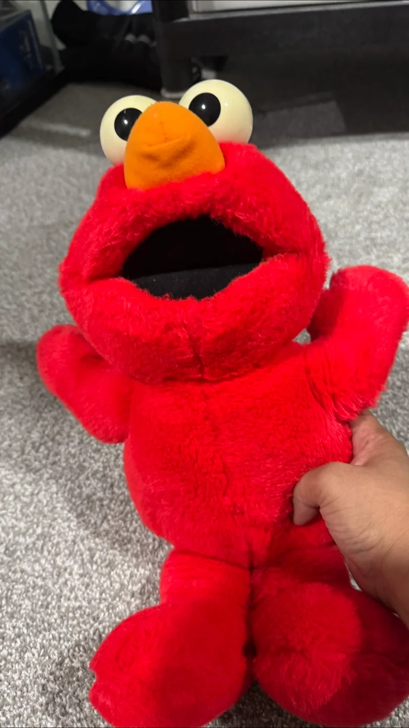 Elmo Plush Toy thumbnail