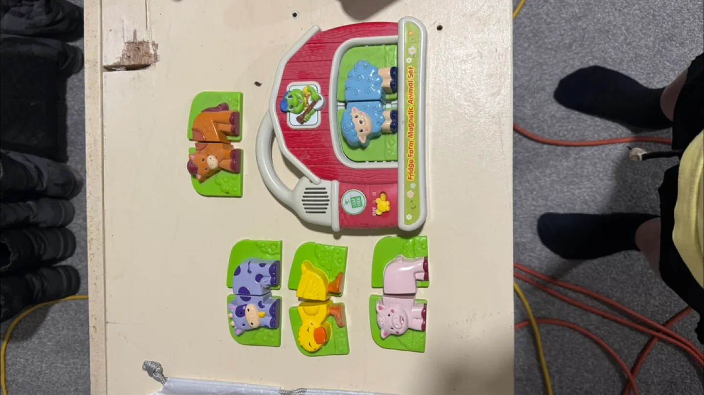 LeapFrog Fridge Farm Magnetic Animal Set thumbnail