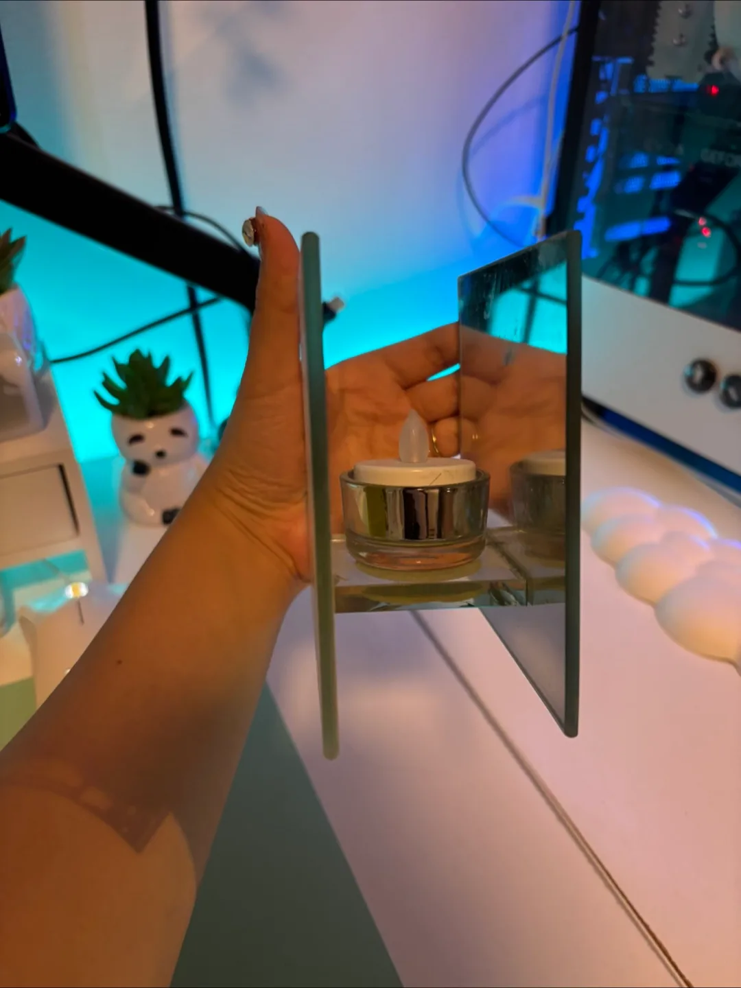 Home Decor Set - Paris & New York Tea Light Holders image indicator(8)