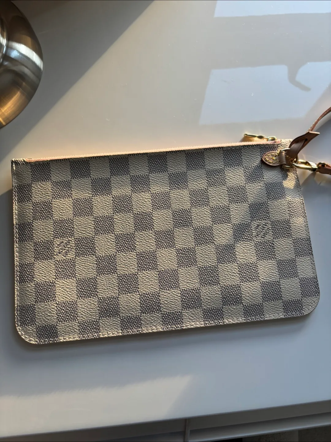 Louis Vuitton Damier Azur Pochette Accessoires image indicator(8)