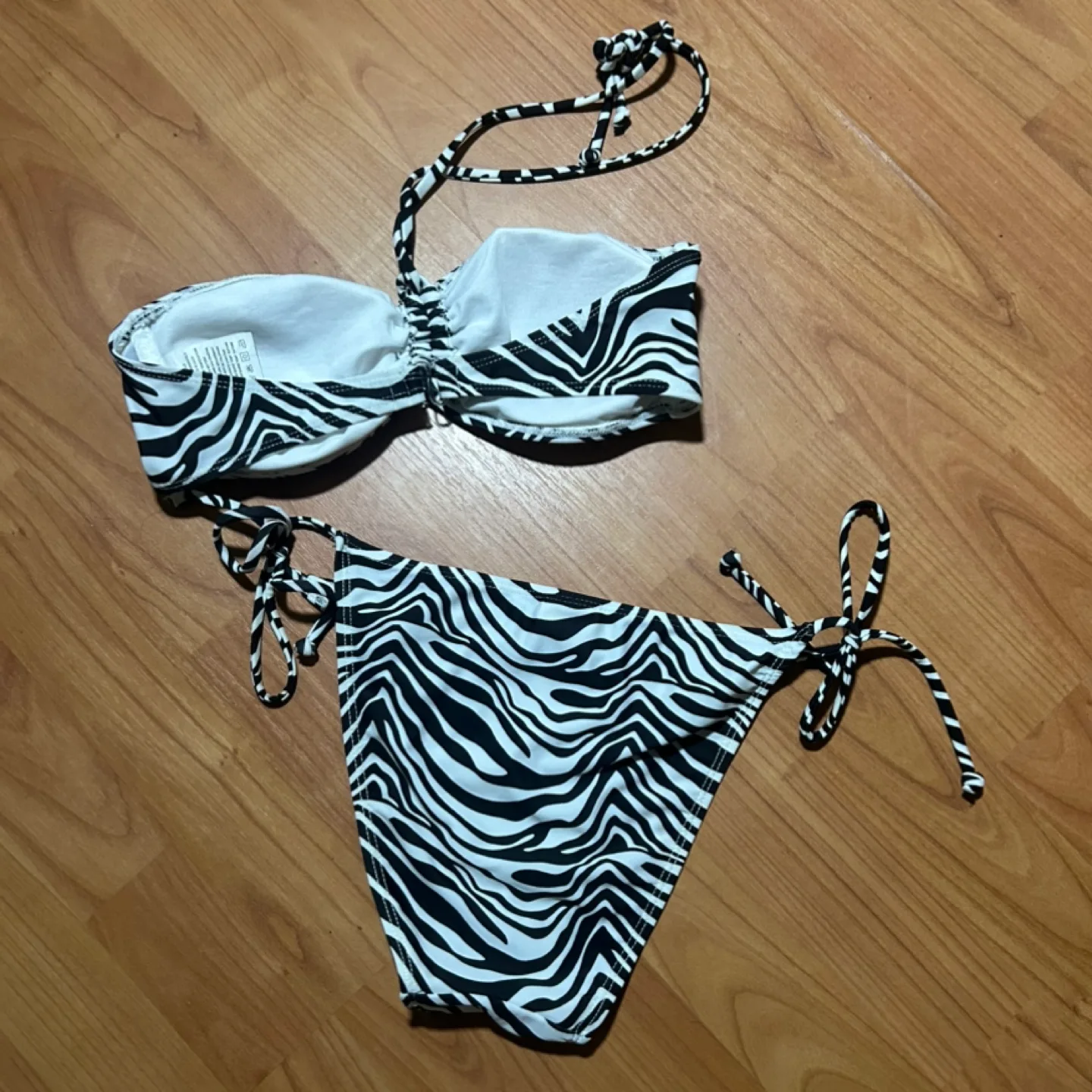 Zebra Print Bikini - Size S/P image indicator(5)