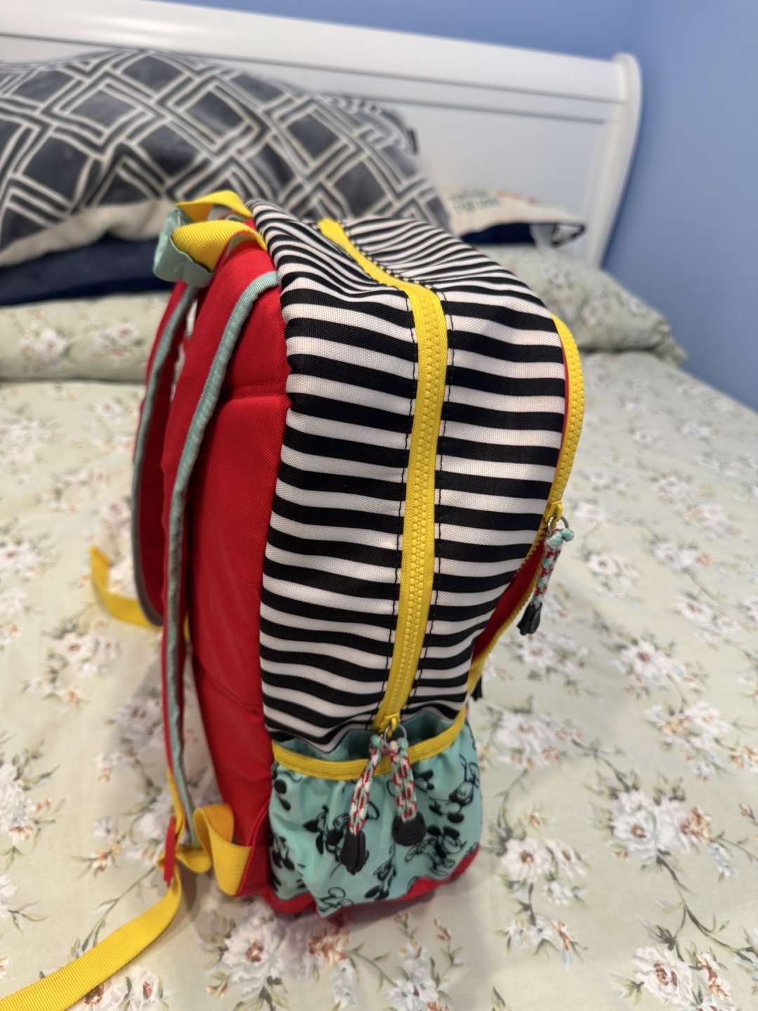 Mickey Mouse Backpack & Lunch Bag Set - photo 3