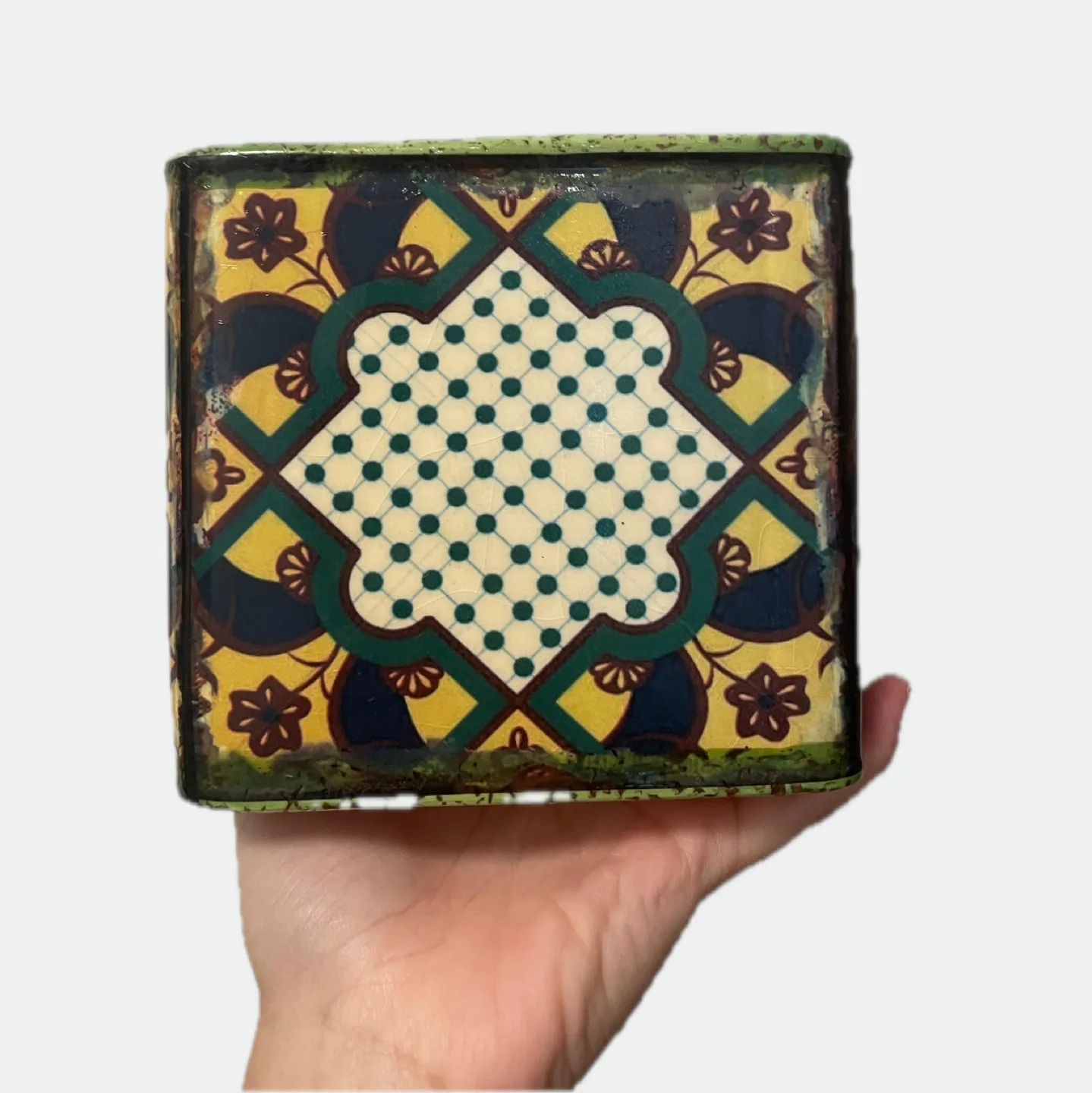 Vintage Decorative Ceramic Vase thumbnail