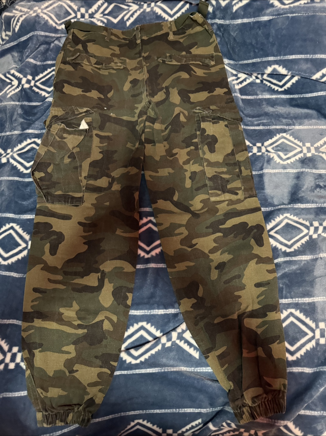 Fashion Nova Camo Cargo Pants - Size XS - photo 3