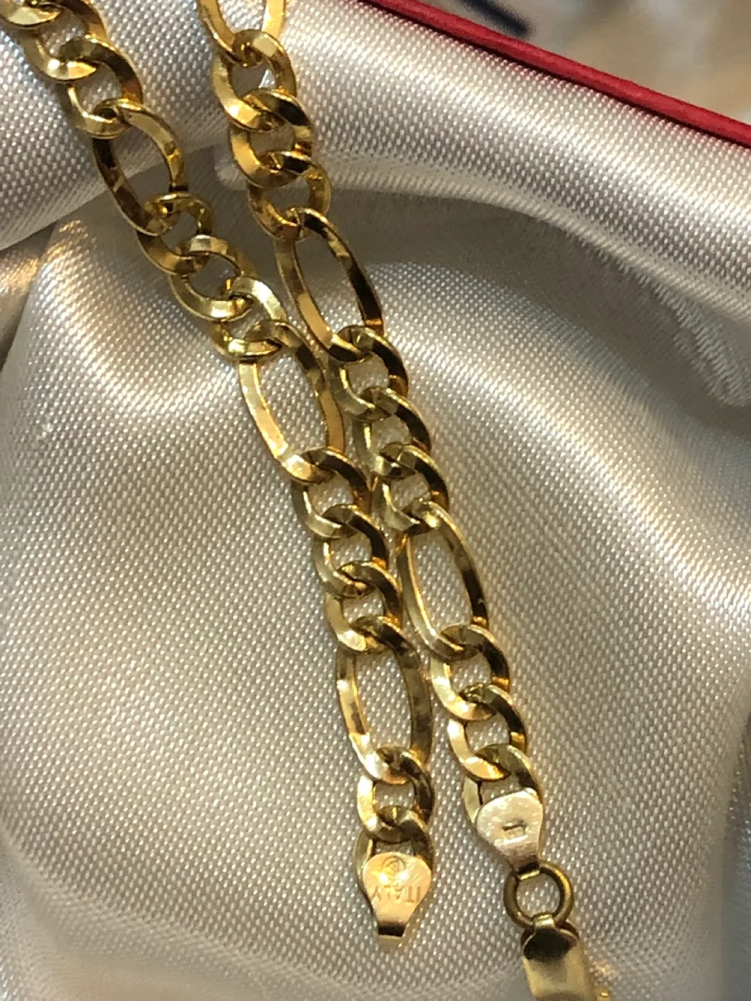 14k solid yellow Gold Figaro Chain Bracelet image indicator(2)