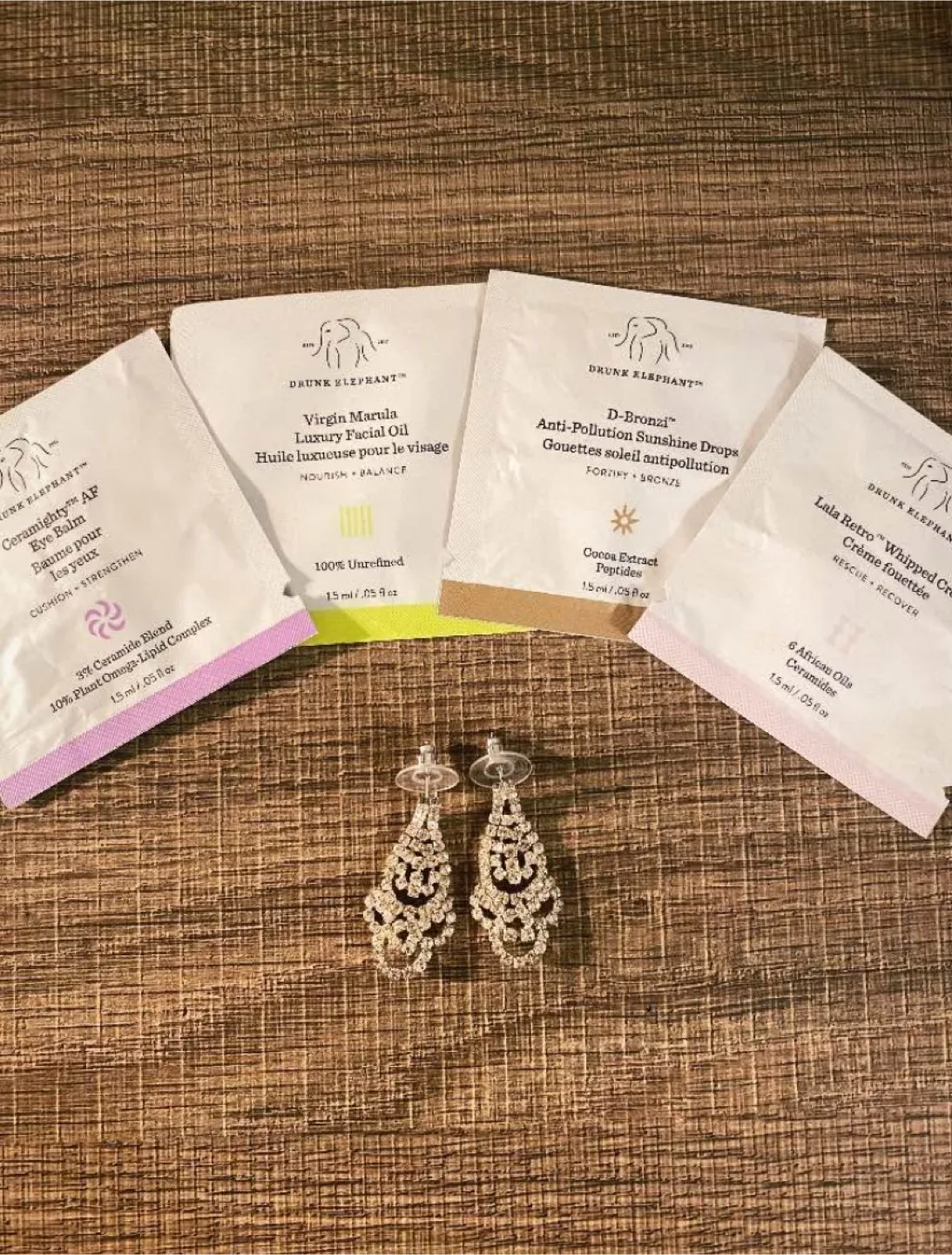 Formal dress + freebies image indicator(4)