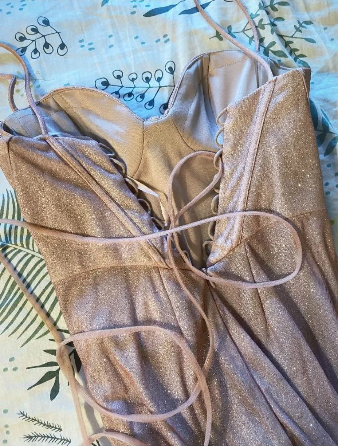 Formal dress + freebies image indicator(2)