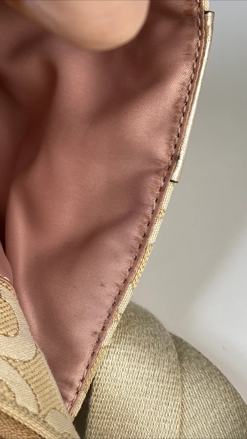 Coach Crossbody Bag image indicator(8)