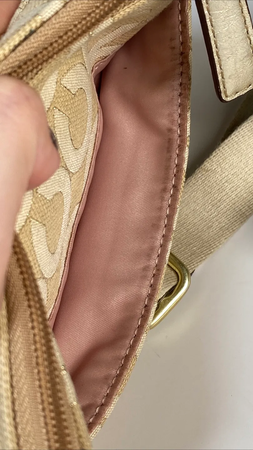 Coach Crossbody Bag image indicator(7)