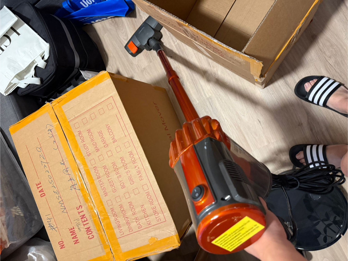 Vacuum Cleaner - photo 3
