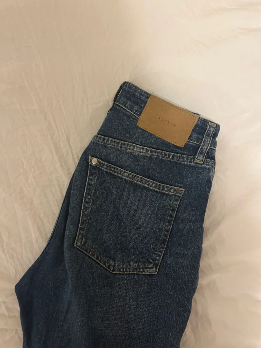 H&M Denim Vintage Mom Jeans, Size 2 thumbnail