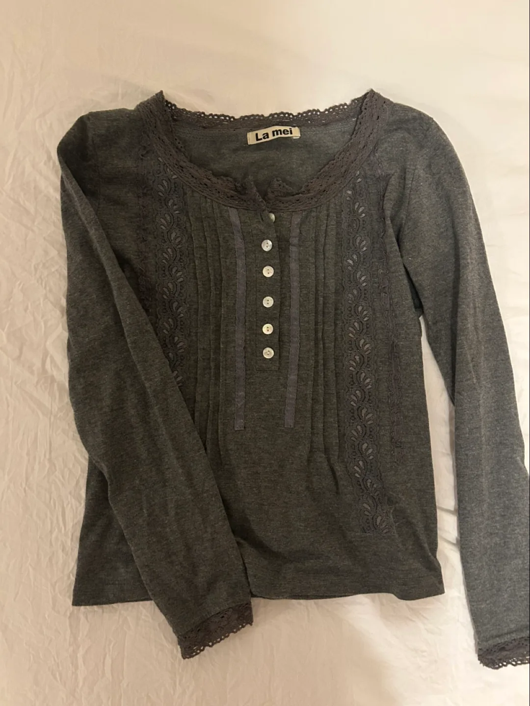 La mei Grey Long Sleeve Top thumbnail