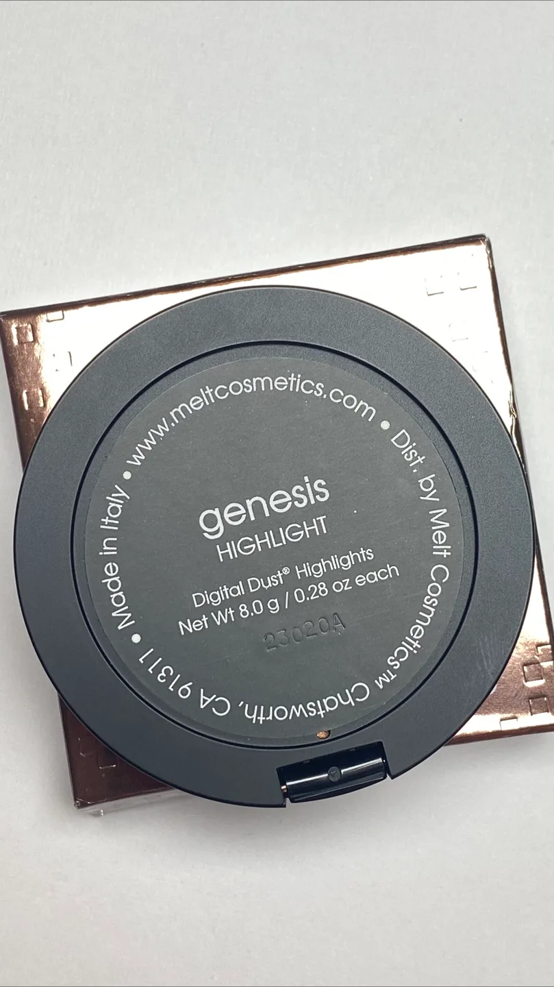 Melt Cosmetics Genesis Digital Dust Highlight image indicator(5)