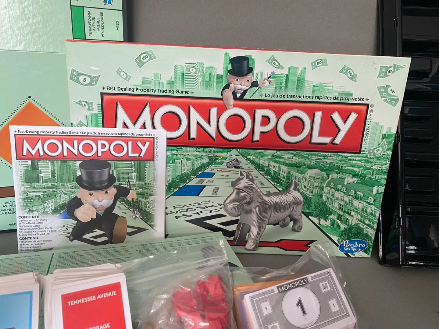 Monopoly Board Game - with Cat Token 2013 image indicator(6)