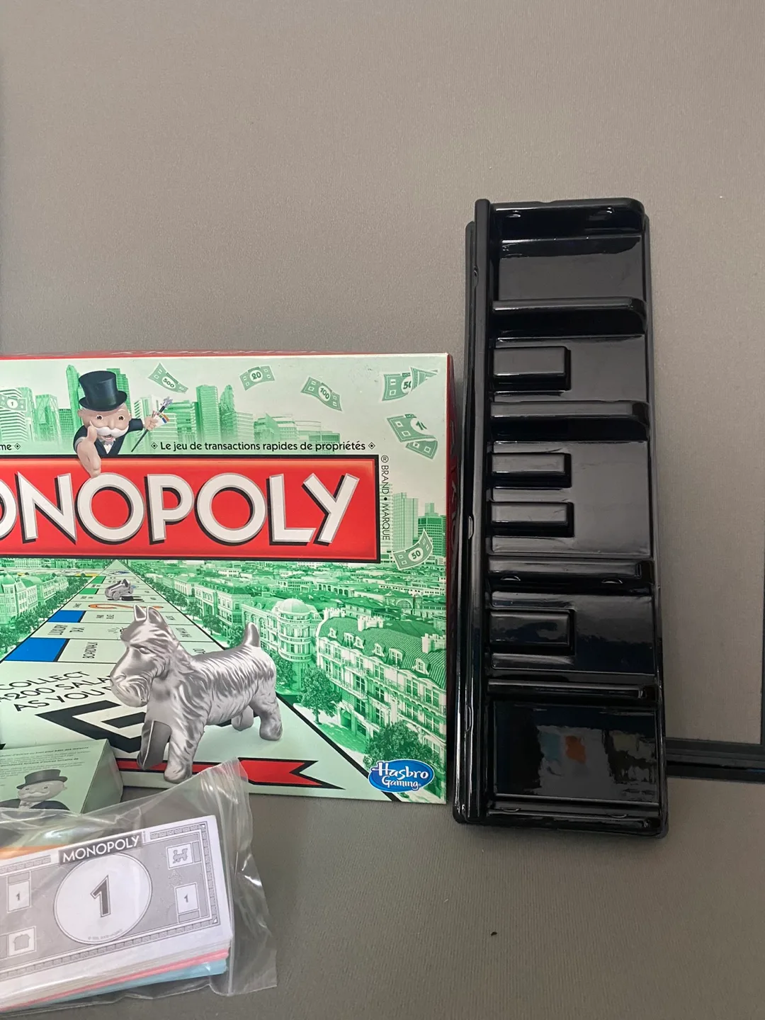 Monopoly Board Game - with Cat Token 2013 image indicator(9)