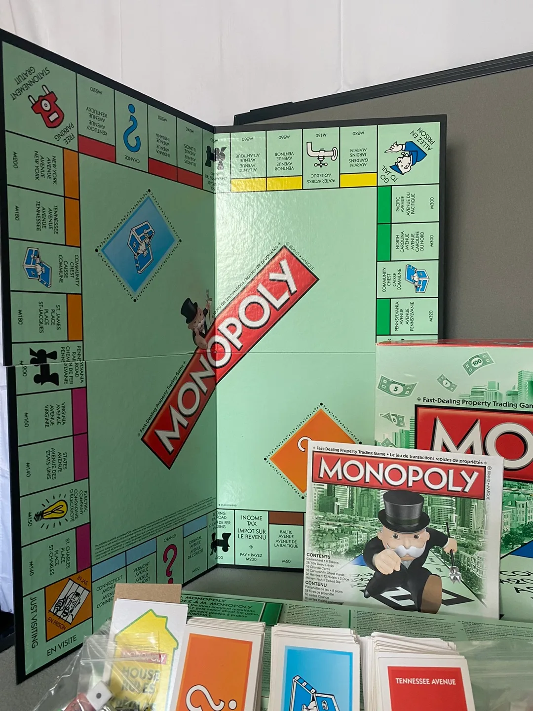 Monopoly Board Game - with Cat Token 2013 image indicator(7)