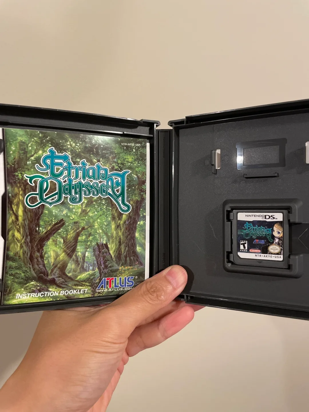 Etrian Odyssey Nintendo DS Game image indicator(3)