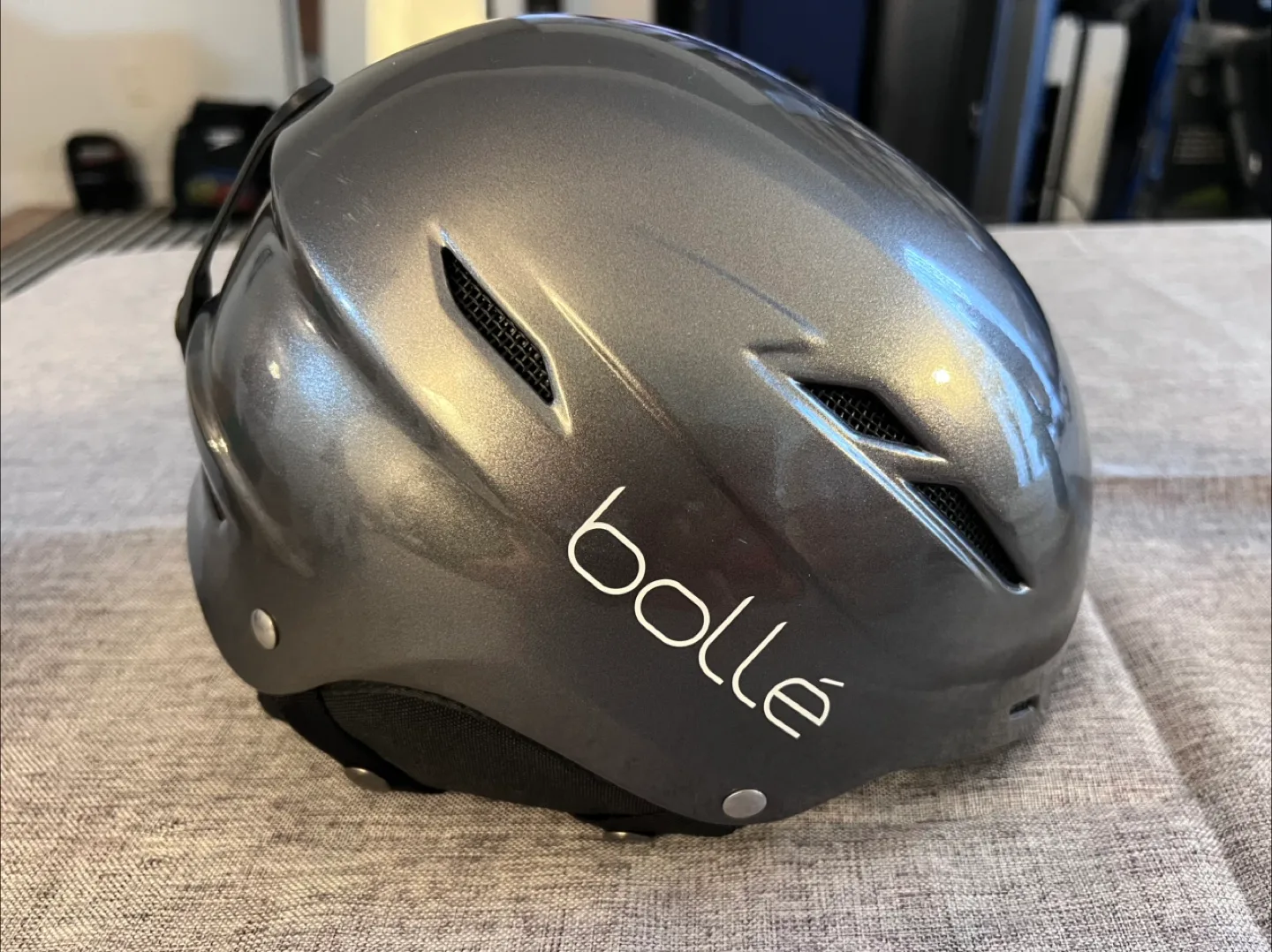 Bollé Junior Snow Helmet 53-57 cm image indicator(2)