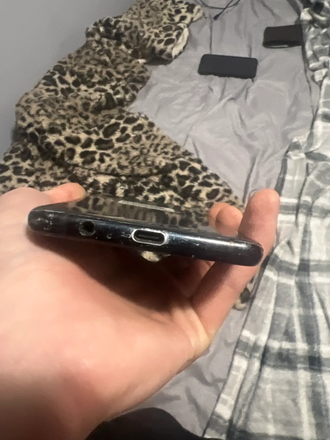 Samsung Galaxy A8 64gb  *parts* image indicator(5)