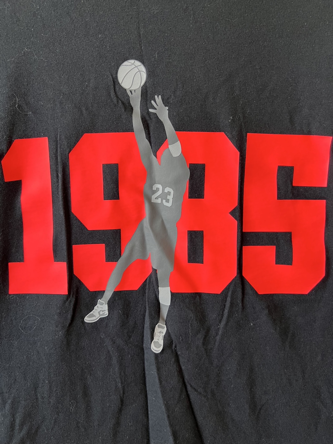 Air Jordan 1985 T-Shirt - Size Small - photo 2