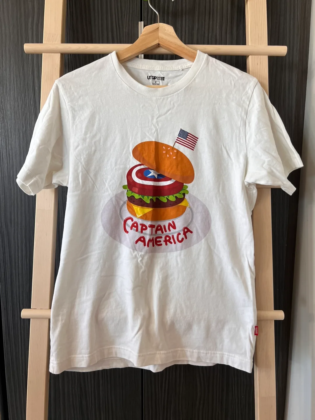 Uniqlo x Marvel Captain America T-Shirt - Size S