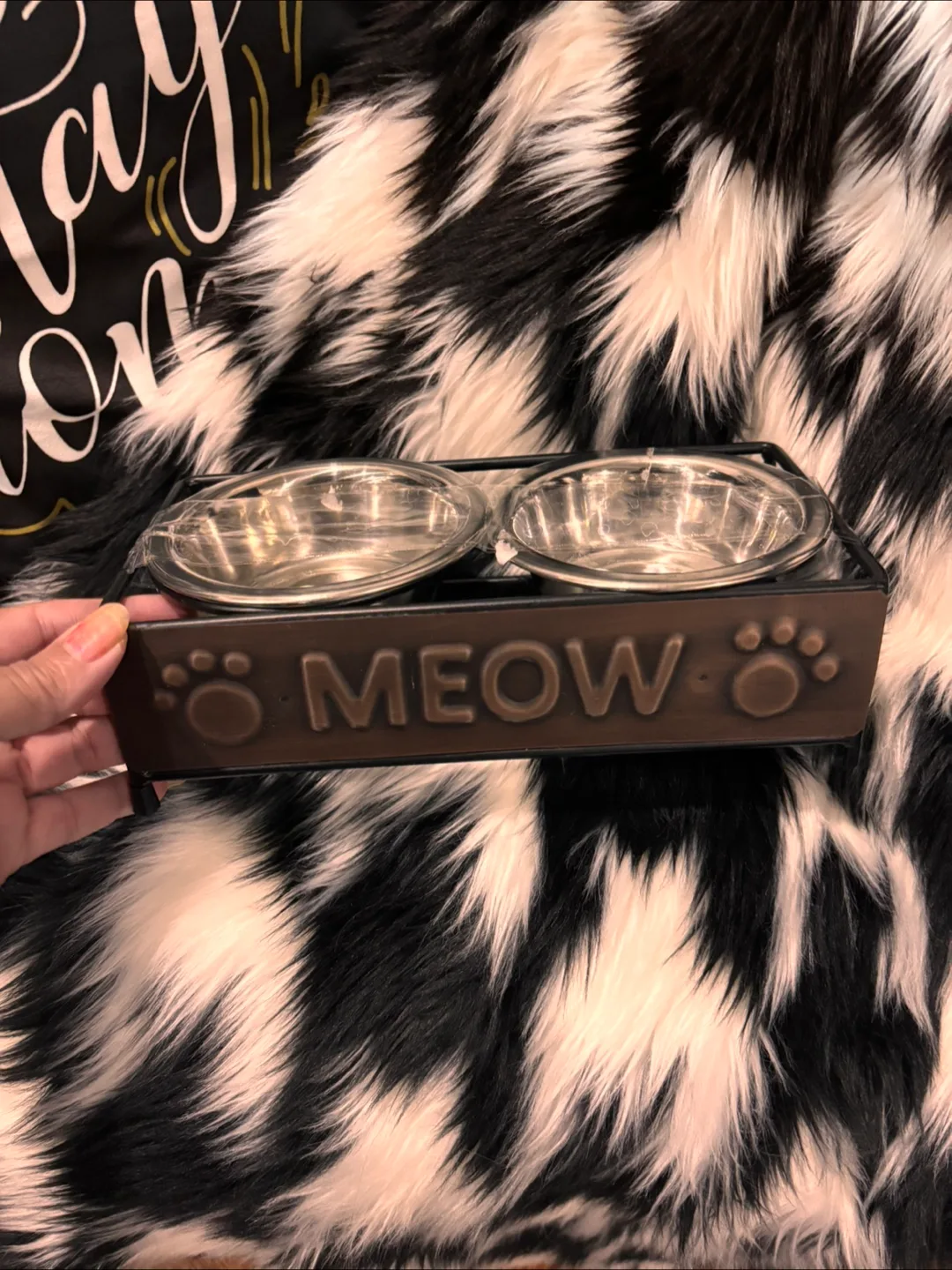 Pet Food Bowl - 'Meow' Design image indicator(6)