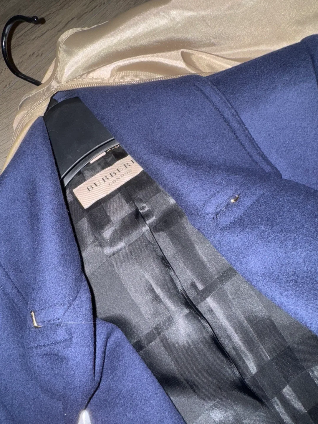 🧡Burberry Wool Cashmere Blend Navy Pea Coat image indicator(2)