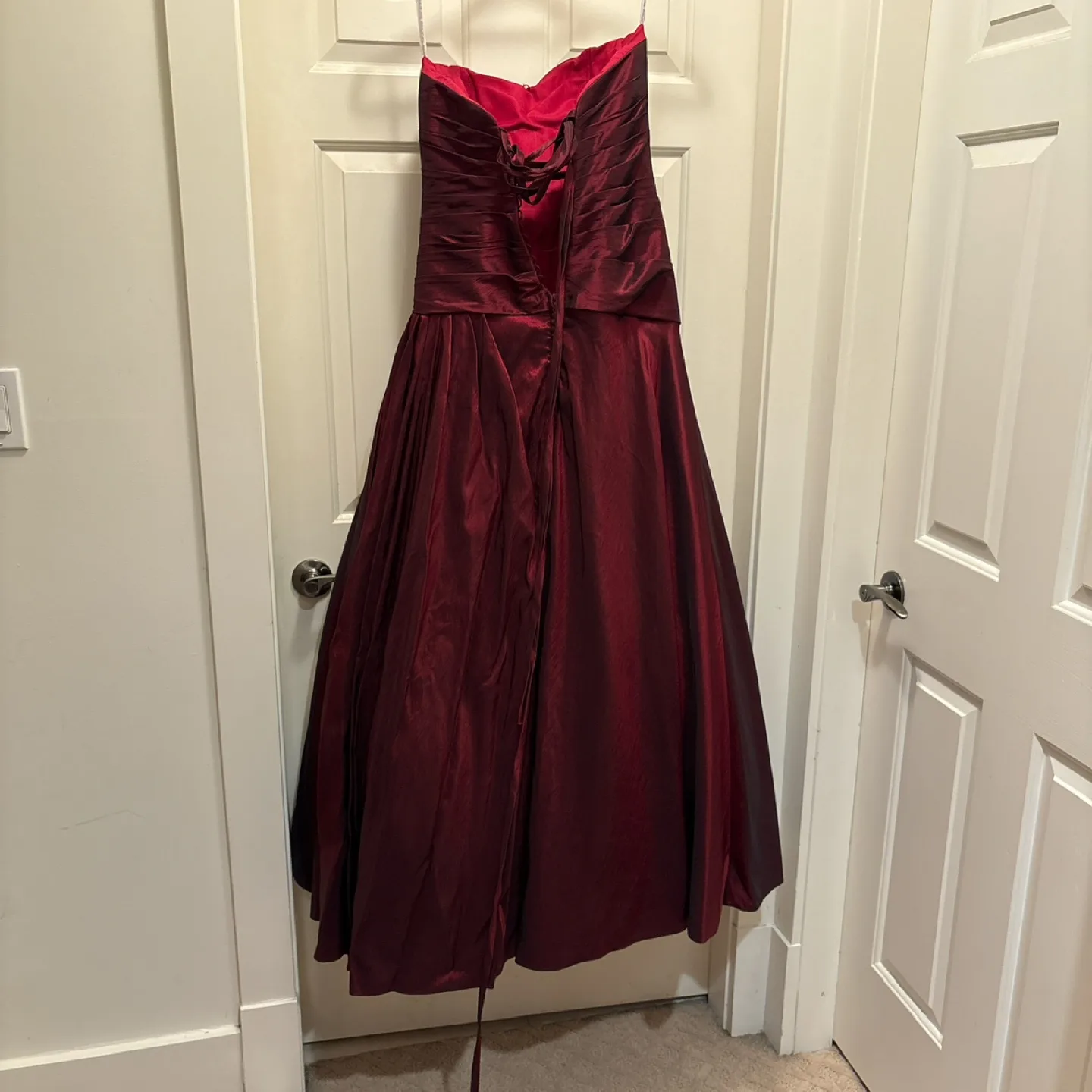 Red Formal Dress image indicator(2)