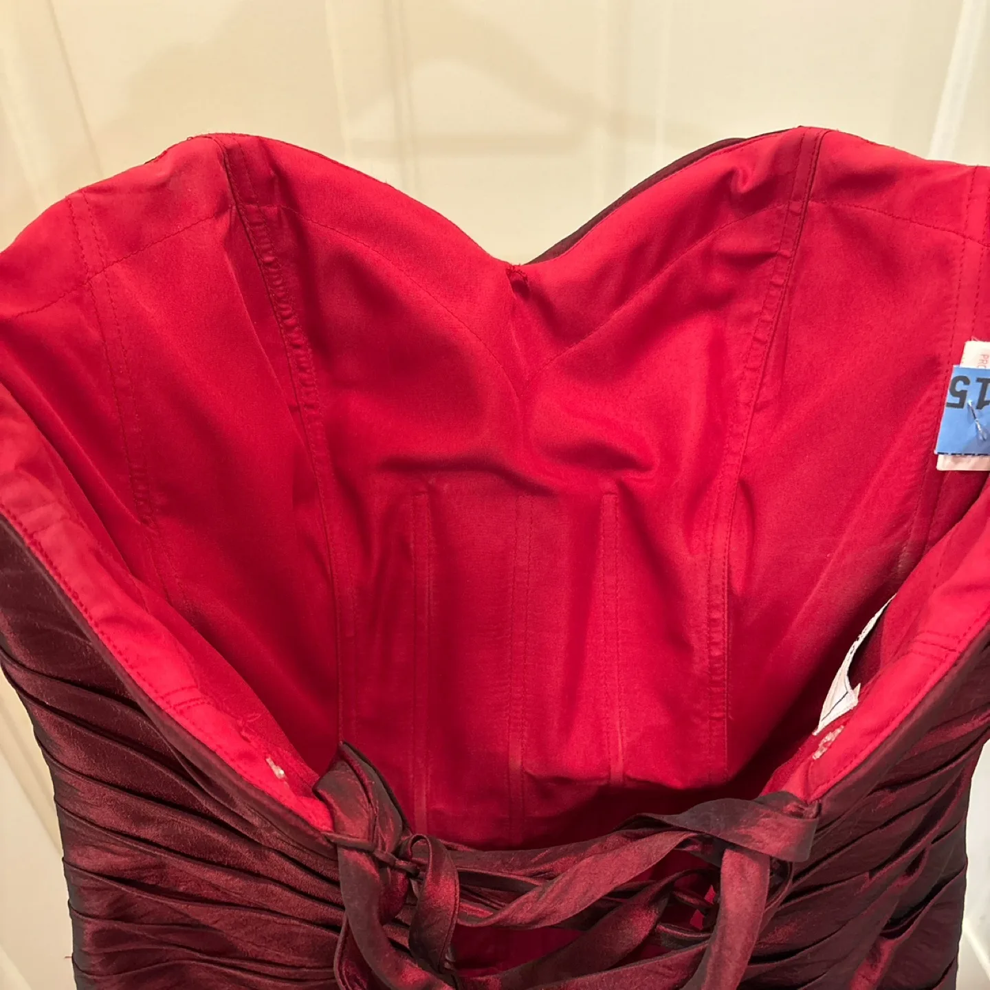 Red Formal Dress image indicator(5)