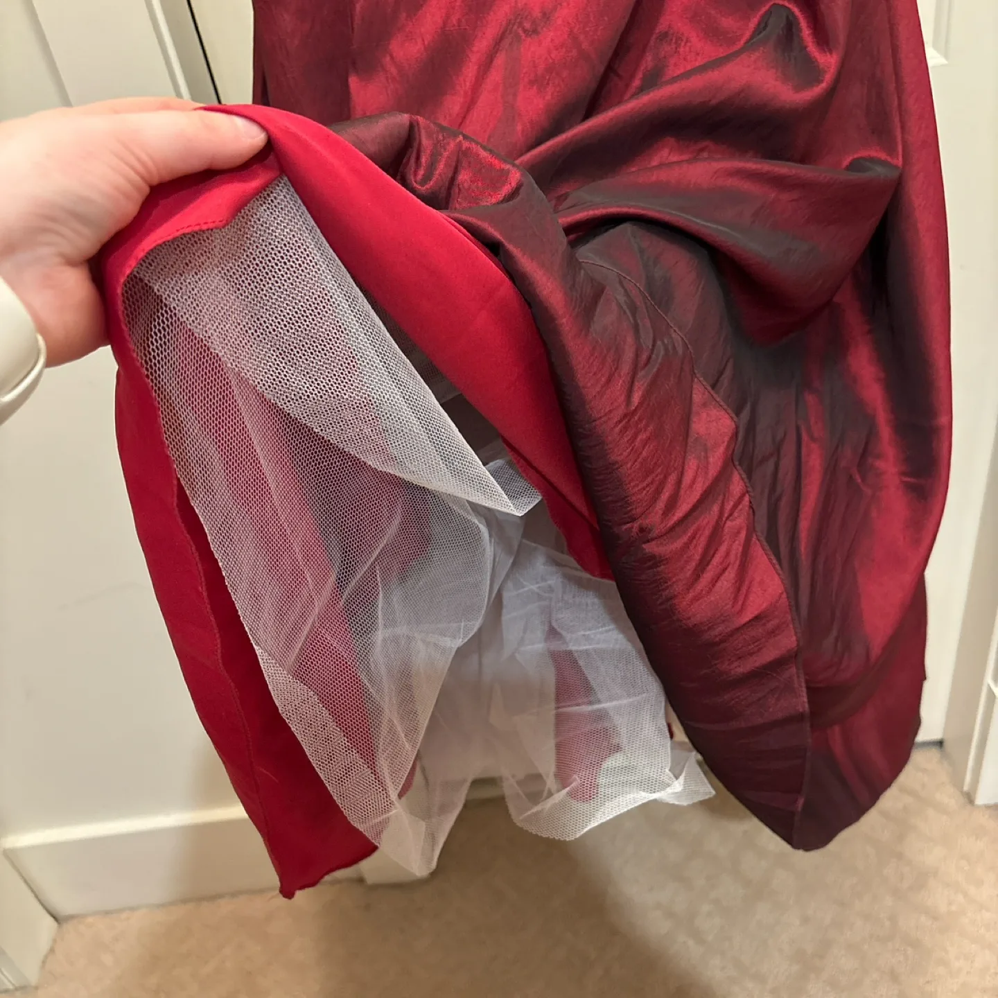 Red Formal Dress image indicator(4)