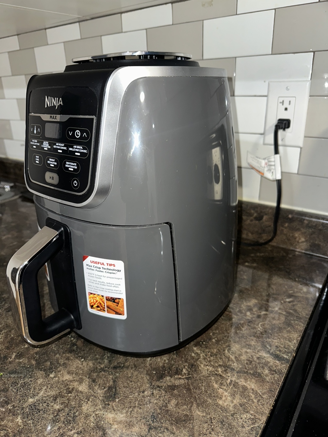 Ninja Air Fryer Max XL 5.5-QT - photo 3