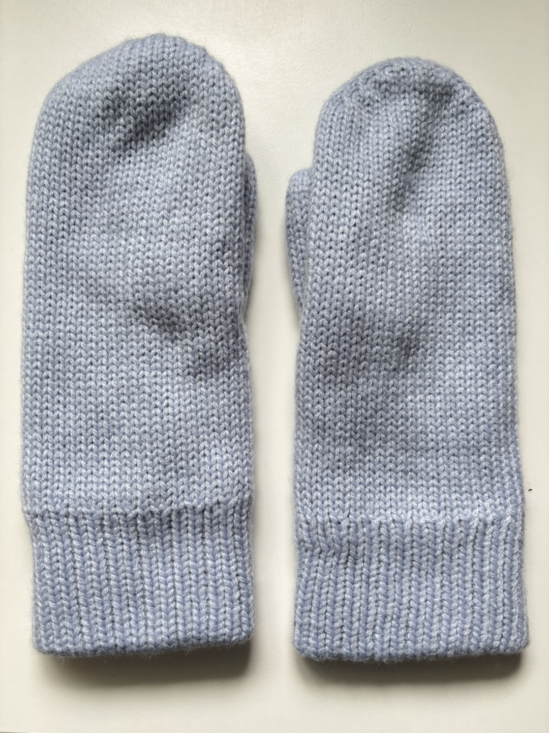 Aritzia - Azure Skies Knit Mittens - PerryWinkle Blue